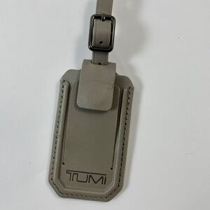 Tumi Luggage ID Hang Tag Briefcase Duffle Tag Travel Leather Gray BRAND NEW